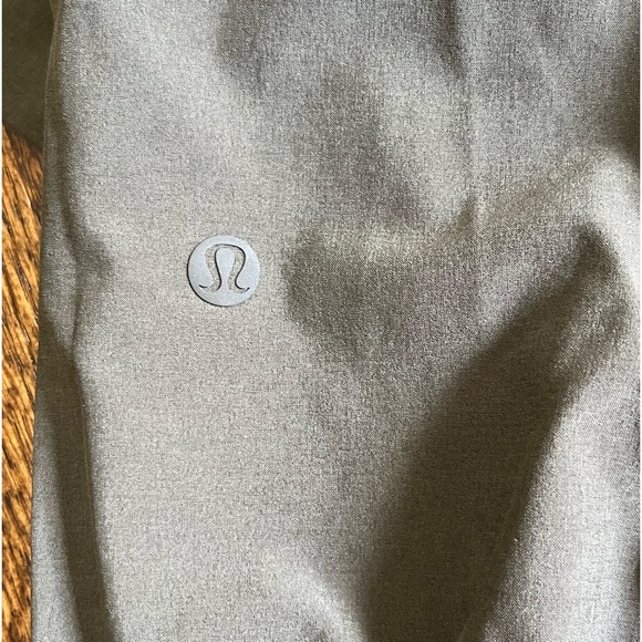 🍋LIKE NEW  Lululemon Wanderer Jogger Gray Sage - Picture 12 of 14